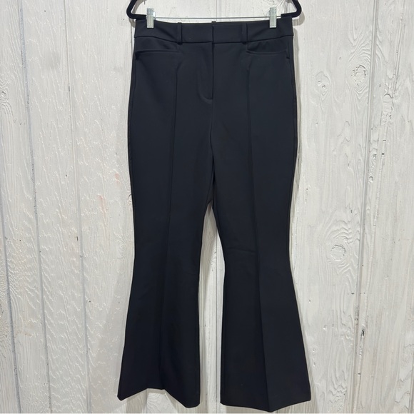 Reiss Claude
High Rise Flared Trousers in Black - Picture 4 of 11
